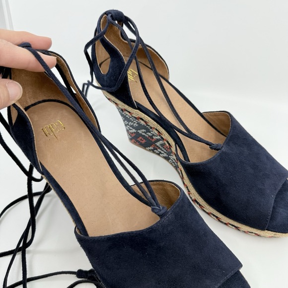 NEW‎ CABI ISLA SUEDE WEDGE ESPADRILLE AZTEC WOMEN 10 Ankle Tassel Nautical 6001 - Picture 7 of 16